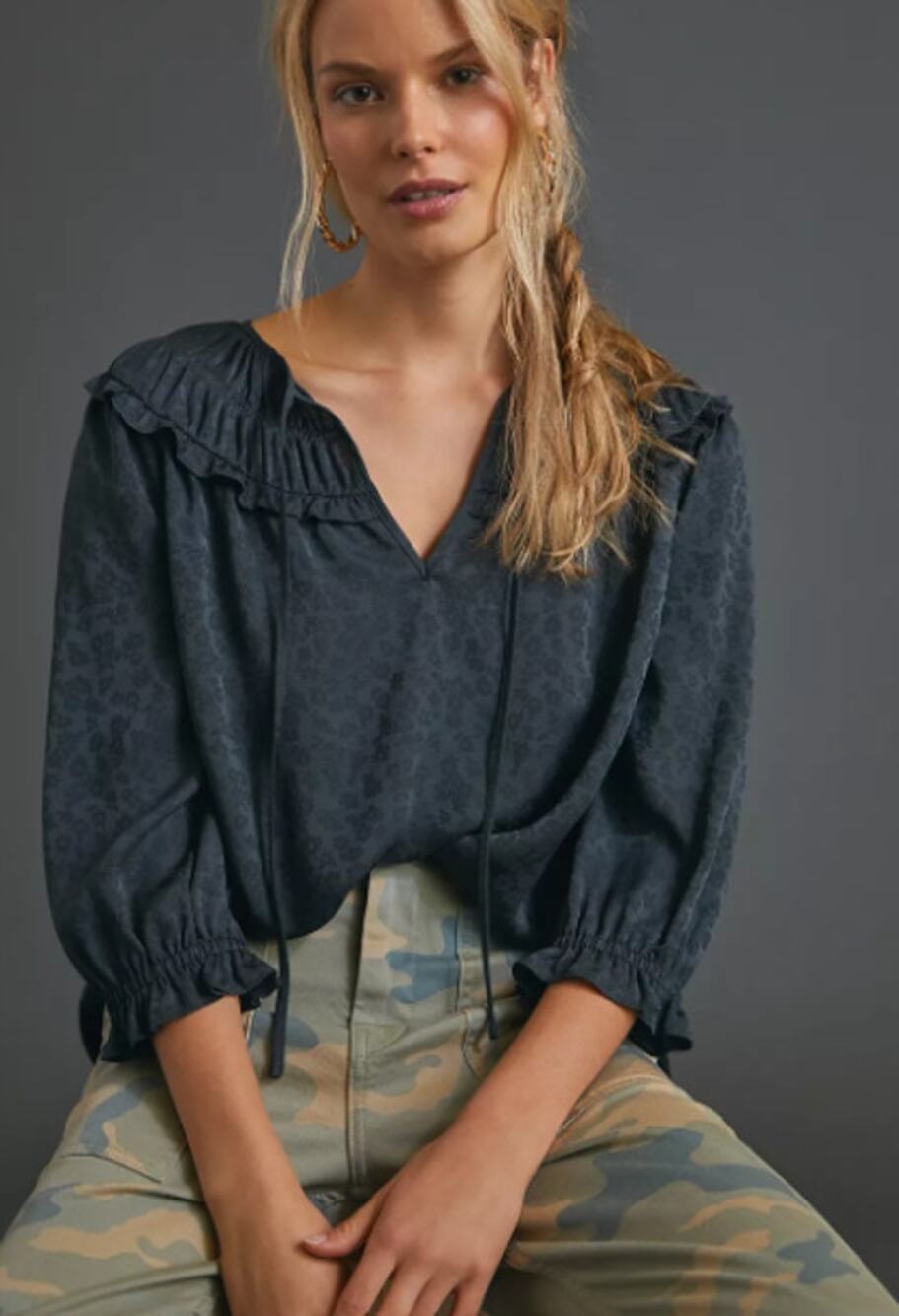 SALE Anthropologie Current Air Southwark Shirred Top Gray Floral Peasant Medium